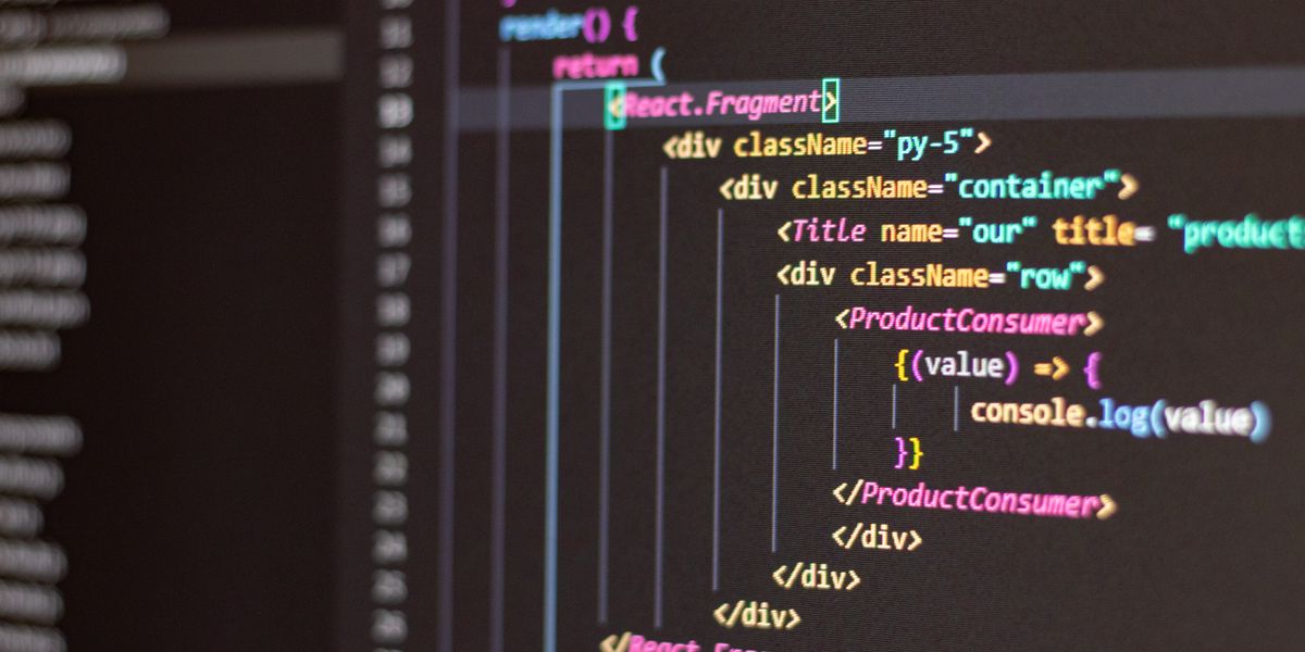 コードエディタに表示されたReactのソースコード